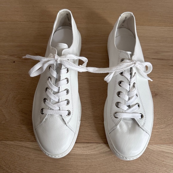Paul Green Shoes - NEW IN BOX Paul Green Bixby White Leather Sneakers Women’s size 11